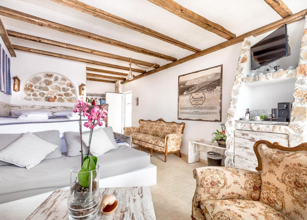 Limeri Traditional Guest House Monolithos  Eksteriør billede