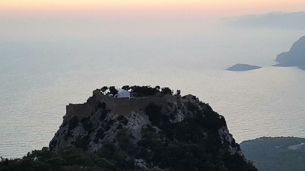Limeri Traditional Guest House Monolithos  Eksteriør billede